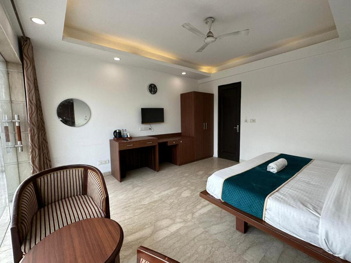 Hotel The Imperio 뉴델리 외부 사진